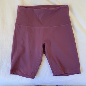Lululemon Wunder Train biker short 8” size 8